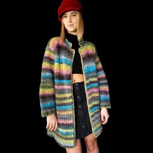 VTG Rainbow Sweater 🌈